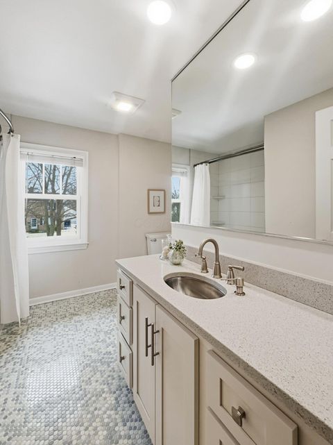 Tiny photo for 1850 Glenn Avenue, Upper Arlington, OH 43212 (MLS # 226000669)