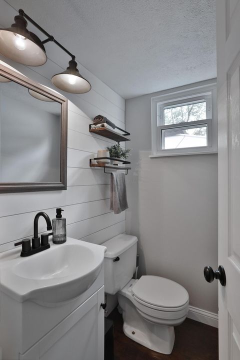 Tiny photo for 3463 En-Joie Drive, Columbus, OH 43228 (MLS # 226014203)