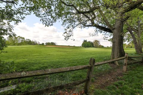 Tiny photo for 3463 En-Joie Drive, Columbus, OH 43228 (MLS # 226014203)