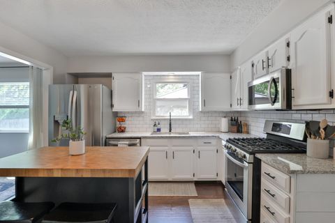 Tiny photo for 3463 En-Joie Drive, Columbus, OH 43228 (MLS # 226014203)