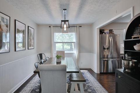 Tiny photo for 3463 En-Joie Drive, Columbus, OH 43228 (MLS # 226014203)