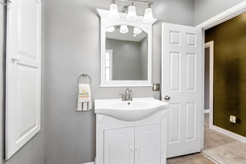 Tiny photo for 1090 Fair Avenue, Columbus, OH 43205 (MLS # 225039601)