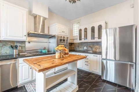 Tiny photo for 1090 Fair Avenue, Columbus, OH 43205 (MLS # 225039601)