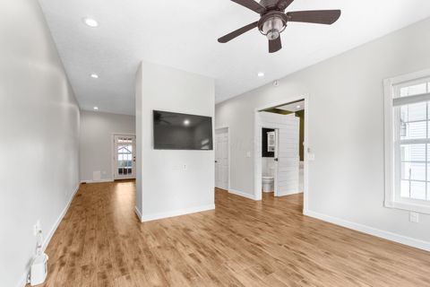 Tiny photo for 1090 Fair Avenue, Columbus, OH 43205 (MLS # 225039601)