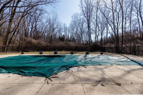 Tiny photo for 2559 Olde Hill Court S, Columbus, OH 43221 (MLS # 226005819)