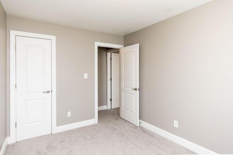 Tiny photo for 2559 Olde Hill Court S, Columbus, OH 43221 (MLS # 226005819)