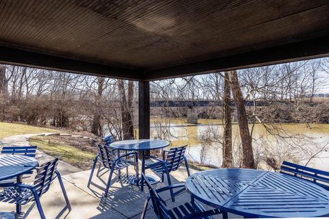 Tiny photo for 2559 Olde Hill Court S, Columbus, OH 43221 (MLS # 226005819)