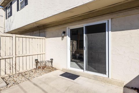 Tiny photo for 2559 Olde Hill Court S, Columbus, OH 43221 (MLS # 226005819)