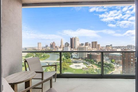 Tiny photo for 1 Miranova Place 2230 #2230, Columbus, OH 43215 (MLS # 225037323)