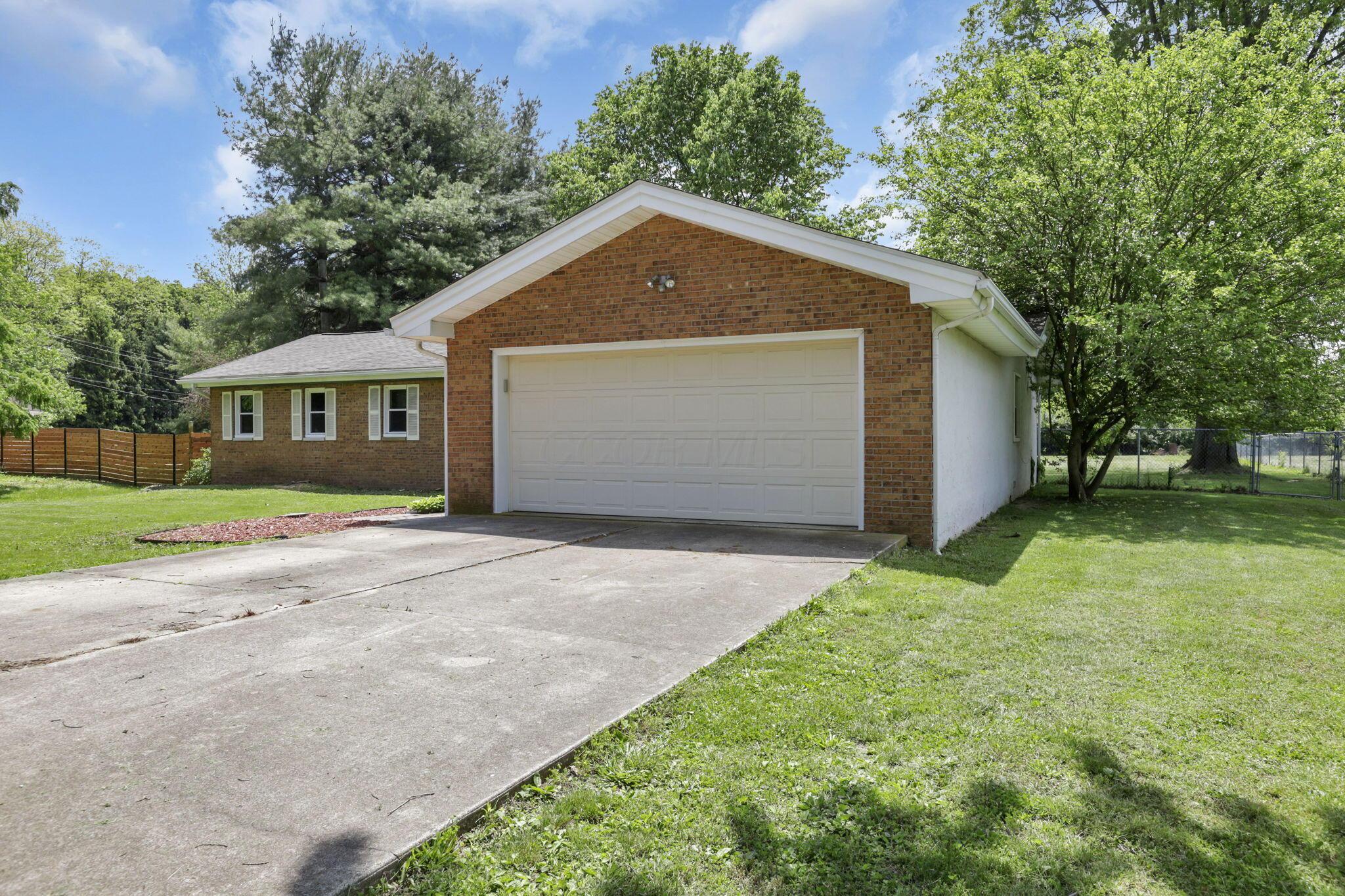 4655 Hayes Road, Groveport, Ohio image 2