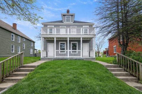 Photo of 360 N Garfield Avenue 362 #362, Columbus, OH 43203 (MLS # 226011977)