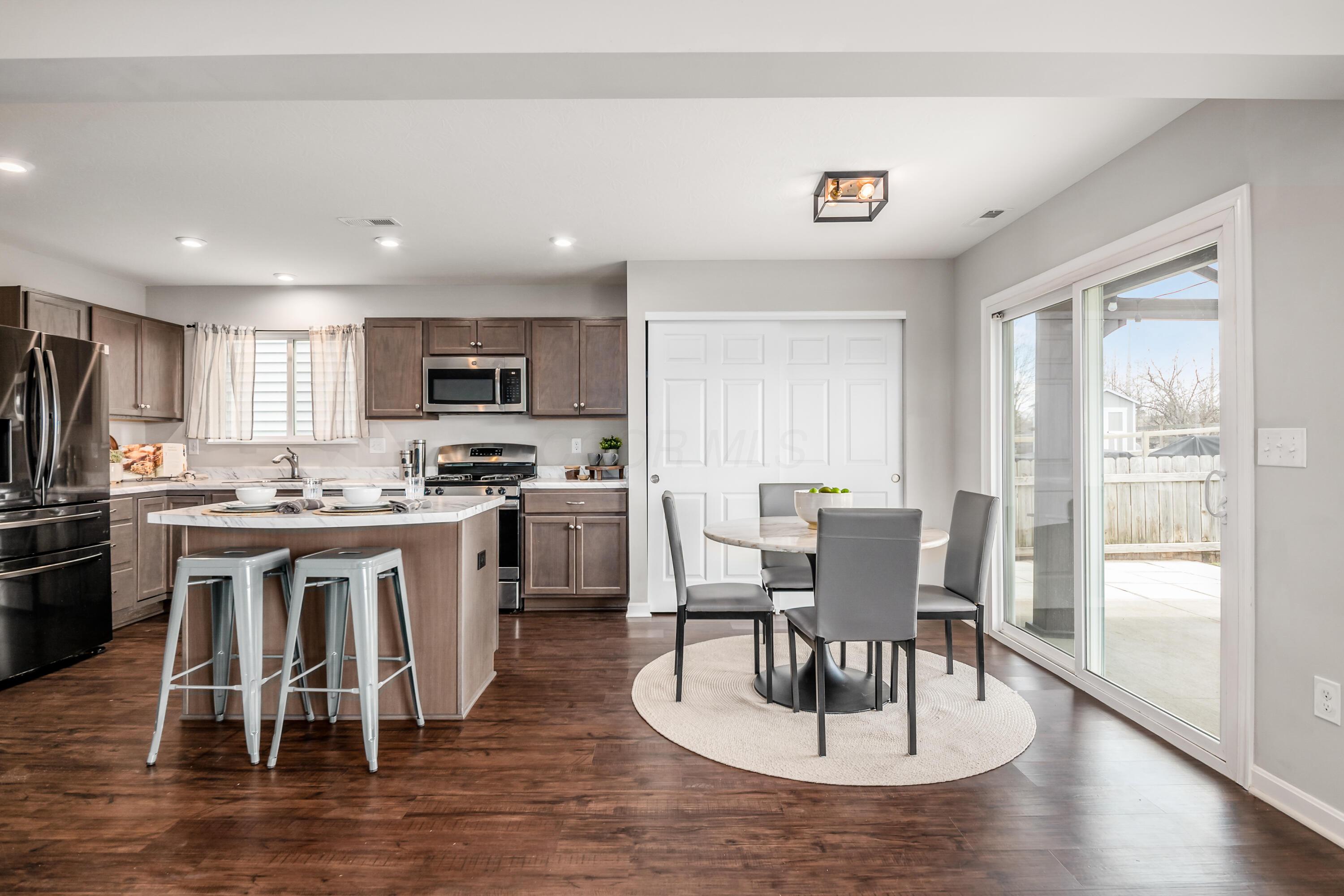 395 Nells Way, Lockbourne, Ohio image 13