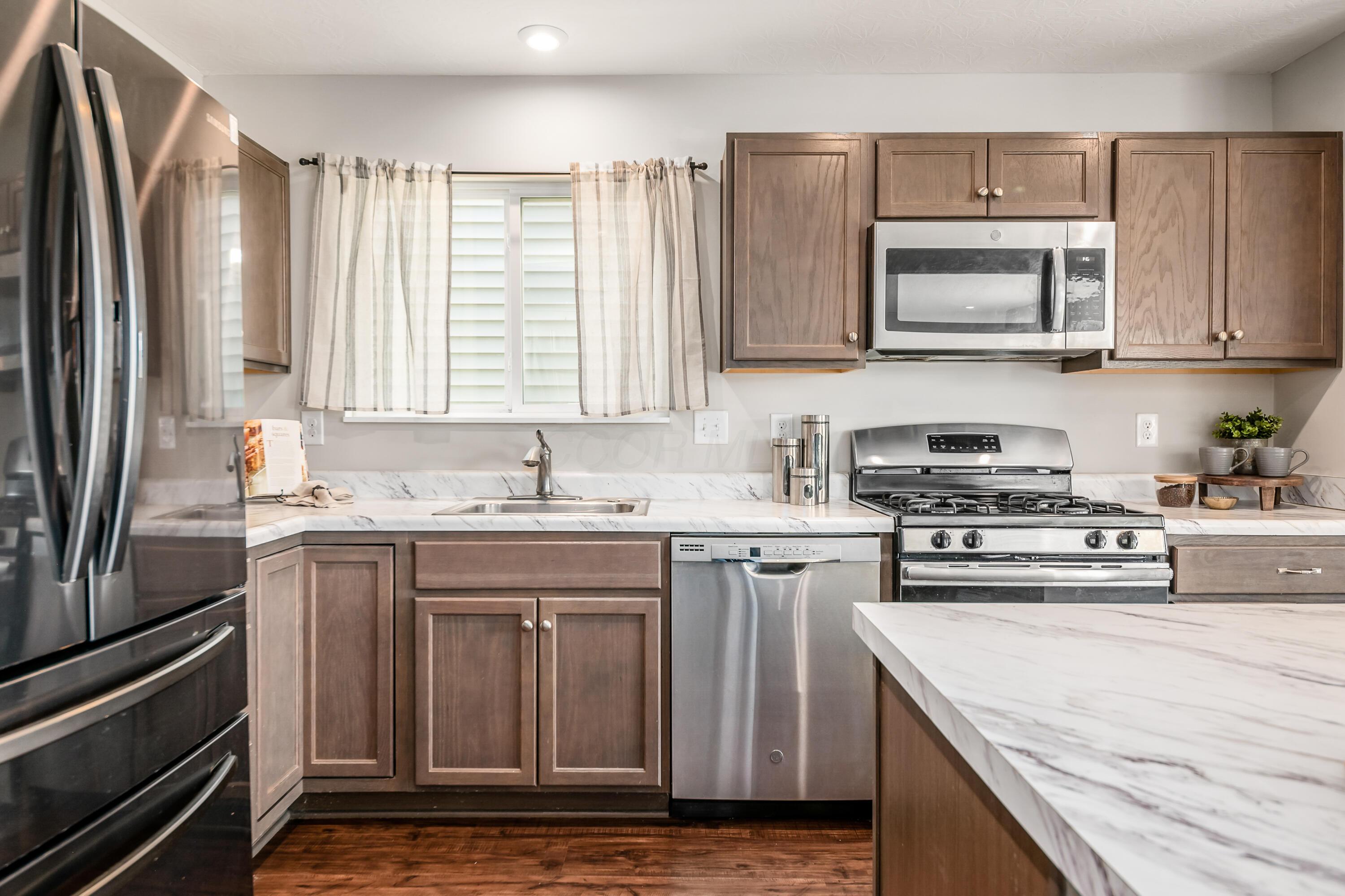 395 Nells Way, Lockbourne, Ohio image 17