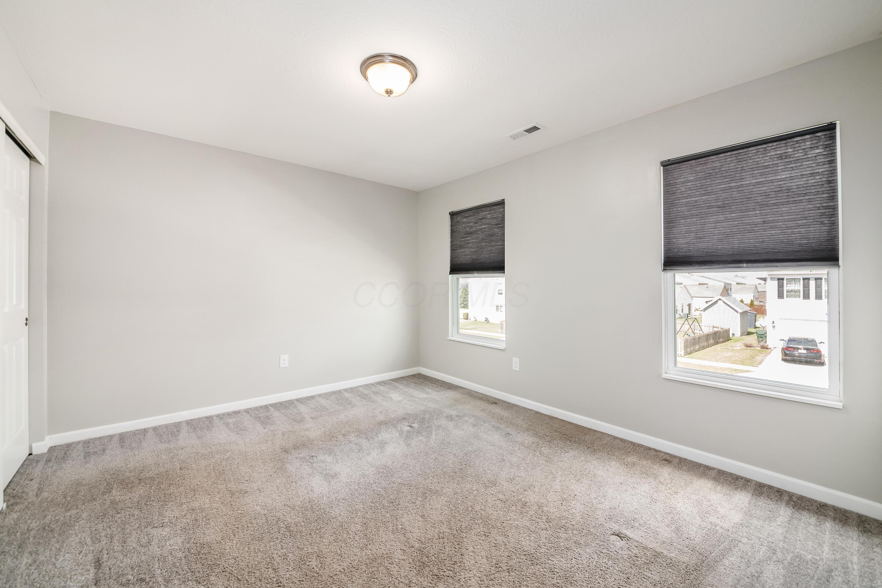 395 Nells Way, Lockbourne, Ohio image 34