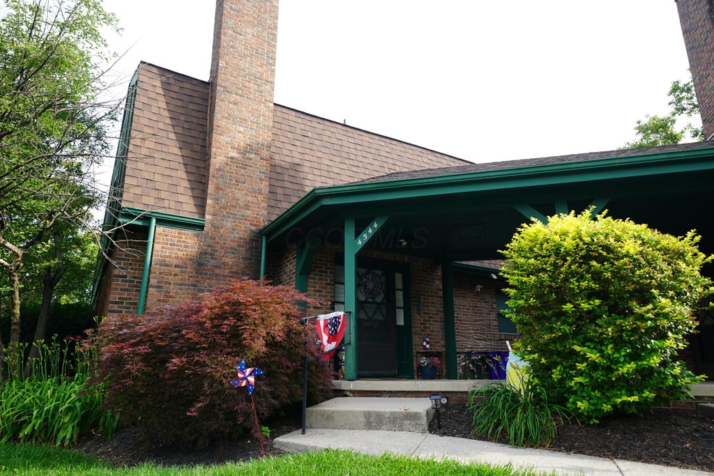 Photo of 4544 Sandringham Drive, Columbus, OH 43220 (MLS # 226022899)