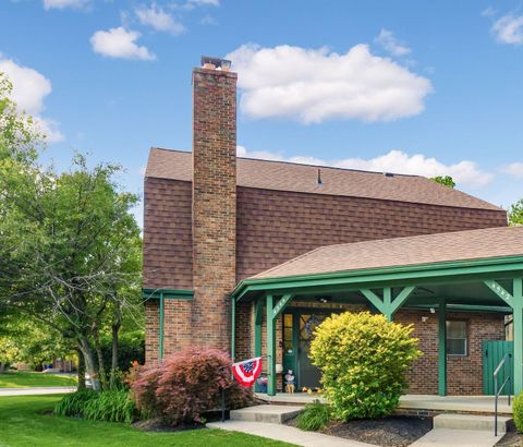 Condo For Sale - 4544 Sandringham Drive<br/> Columbus, OH 43220