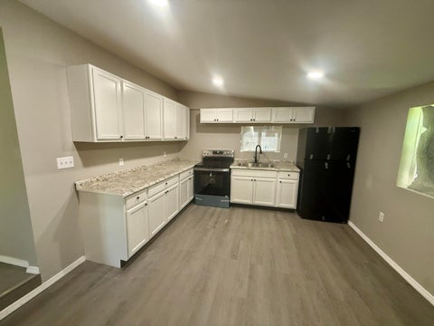 Tiny photo for 197 Harrison Street, Marion, OH 43302 (MLS # 226028783)