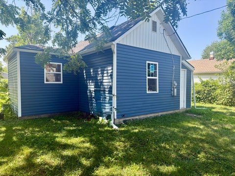 Tiny photo for 197 Harrison Street, Marion, OH 43302 (MLS # 226028783)