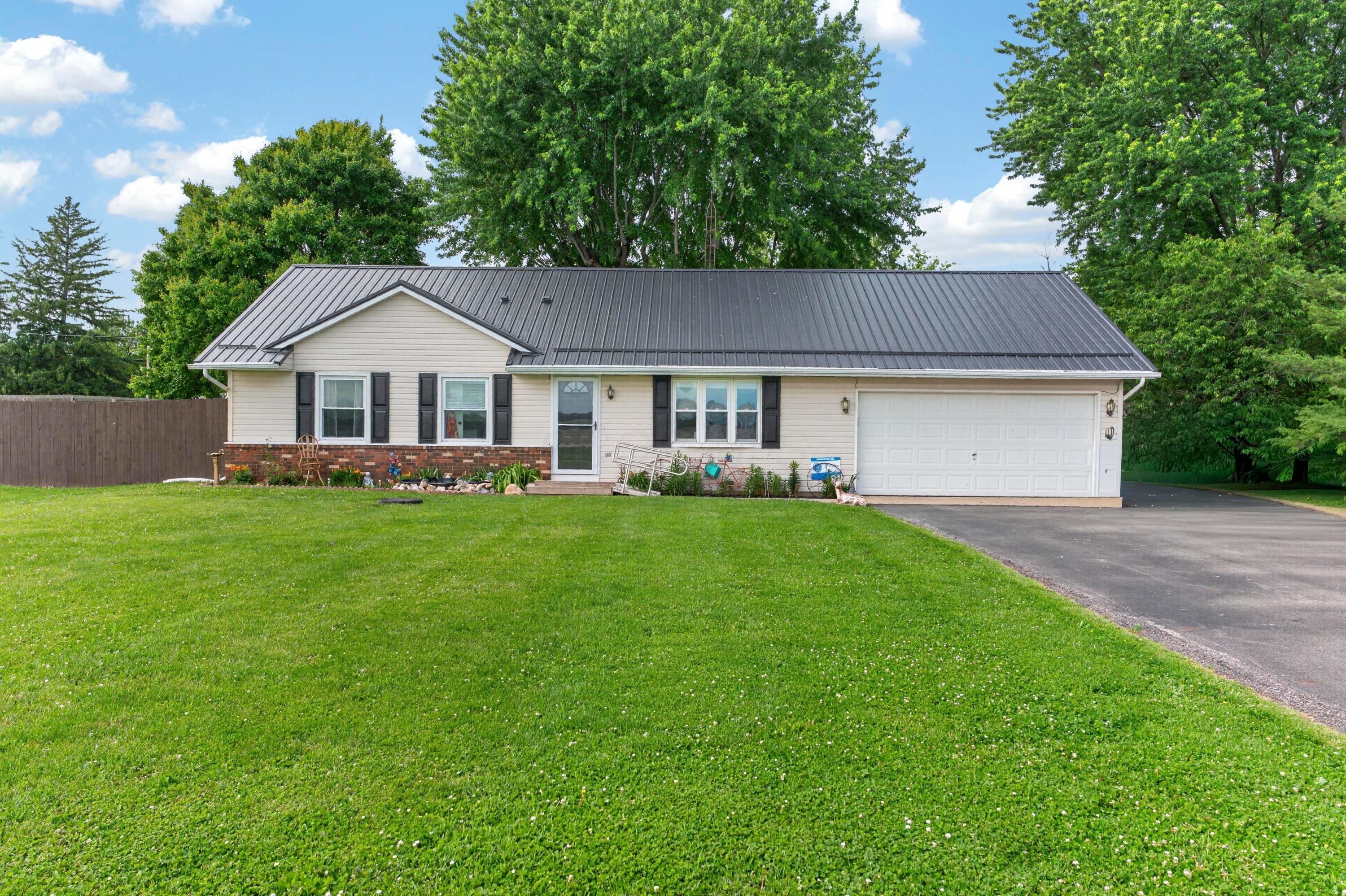 3107 Washington Waterloo Road NE