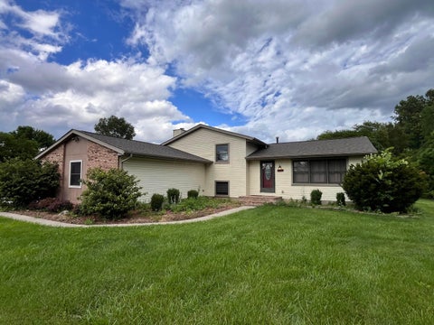 Photo of 4248 Harlem Road, New Albany, OH 43054 (MLS # 226022527)