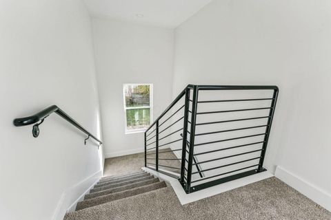 Tiny photo for 547 Berkeley Road, Columbus, OH 43205 (MLS # 225044839)