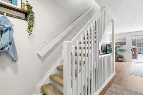 Tiny photo for 1639 Holland Drive, Hilliard, OH 43026 (MLS # 226002951)