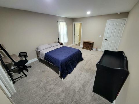 Tiny photo for 12 E Saint Clair Street, Newark, OH 43055 (MLS # 226000527)