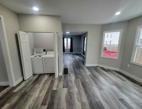 Tiny photo for 12 E Saint Clair Street, Newark, OH 43055 (MLS # 226000527)