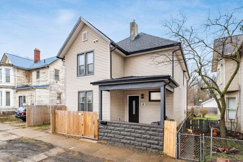 Tiny photo for 12 E Saint Clair Street, Newark, OH 43055 (MLS # 226000527)