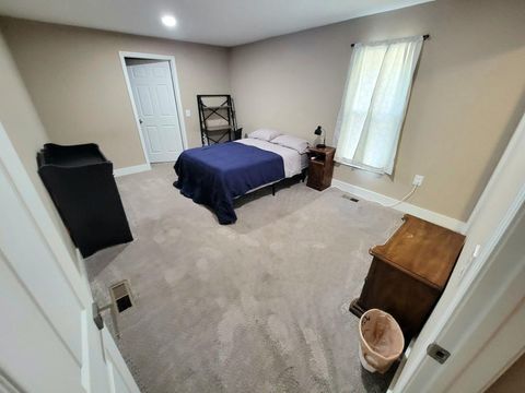 Tiny photo for 12 E Saint Clair Street, Newark, OH 43055 (MLS # 226000527)