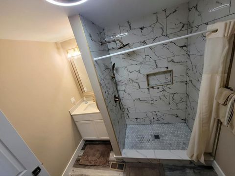 Tiny photo for 12 E Saint Clair Street, Newark, OH 43055 (MLS # 226000527)