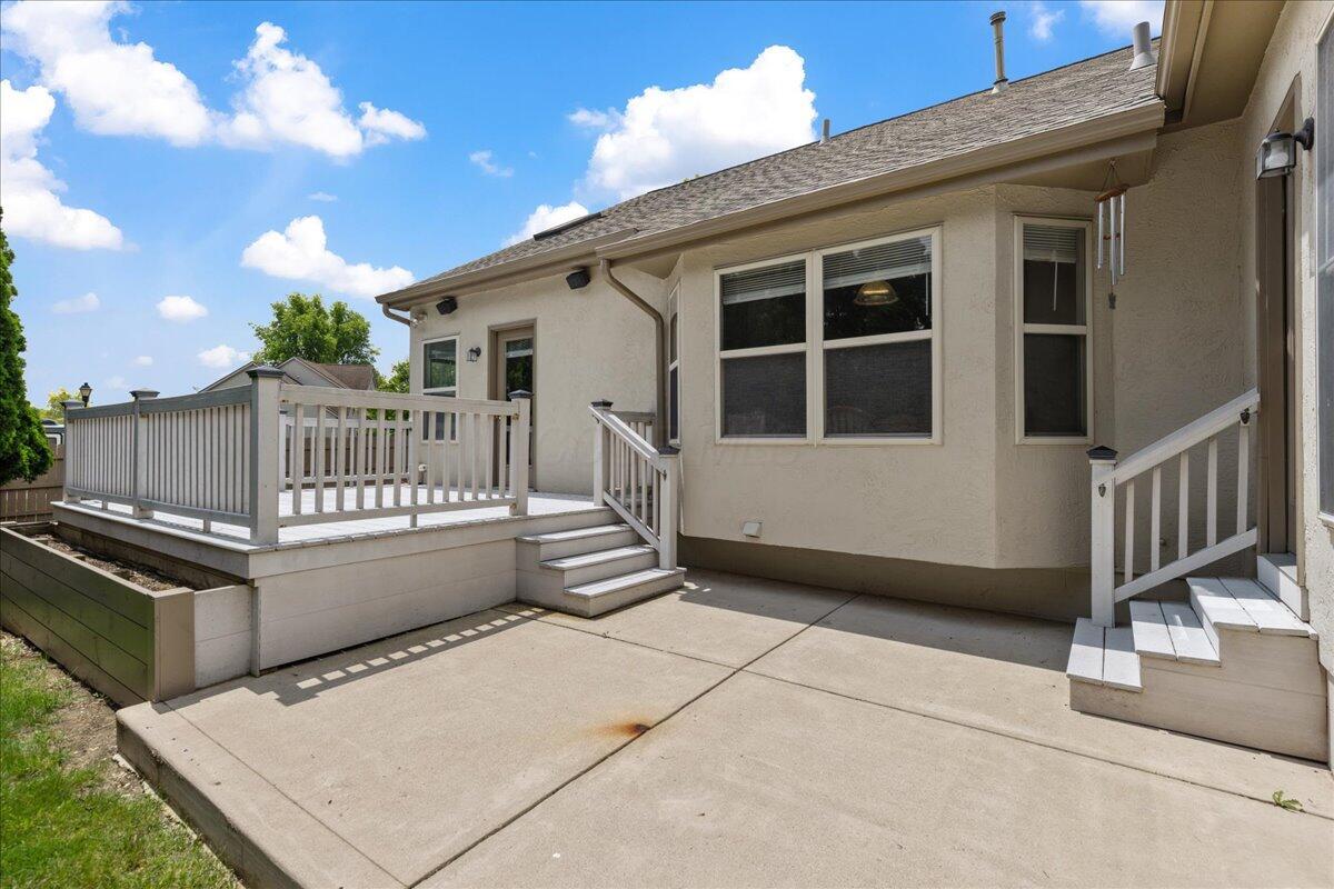 2880 Longridge Way, Grove City, Ohio image 39