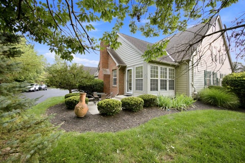 Tiny photo for 5516 Villas Drive 10C #10C, Dublin, OH 43017 (MLS # 226029600)
