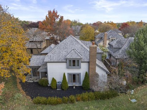 Tiny photo for 8547 Pitlochry Court, Dublin, OH 43017 (MLS # 225041915)