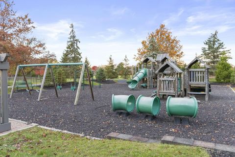 Tiny photo for 8547 Pitlochry Court, Dublin, OH 43017 (MLS # 225041915)