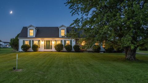 Photo of 810 Kenton Galion Road E, Marion, OH 43302 (MLS # 226016642)
