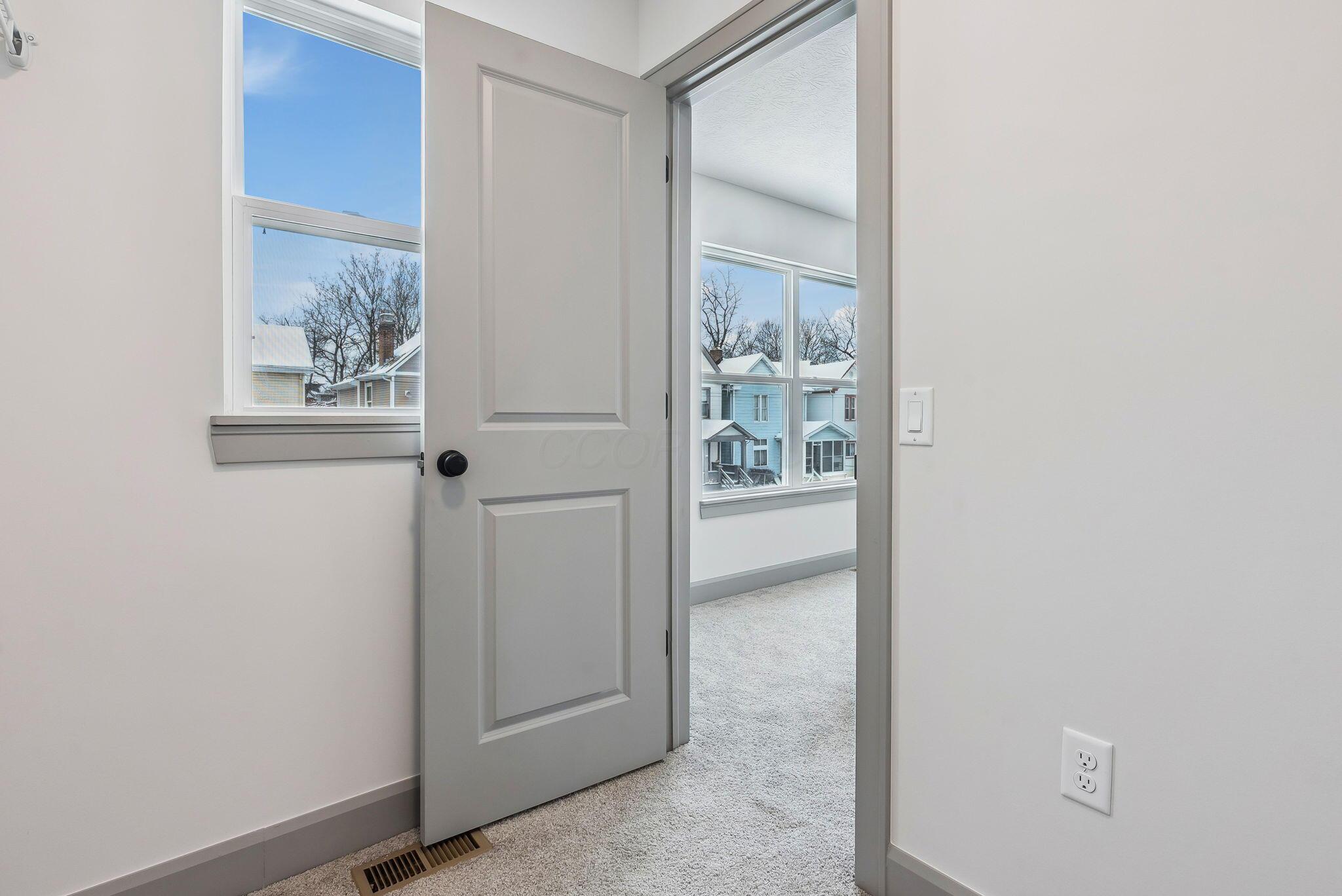 910 Ellsworth Avenue, Columbus, Ohio image 32