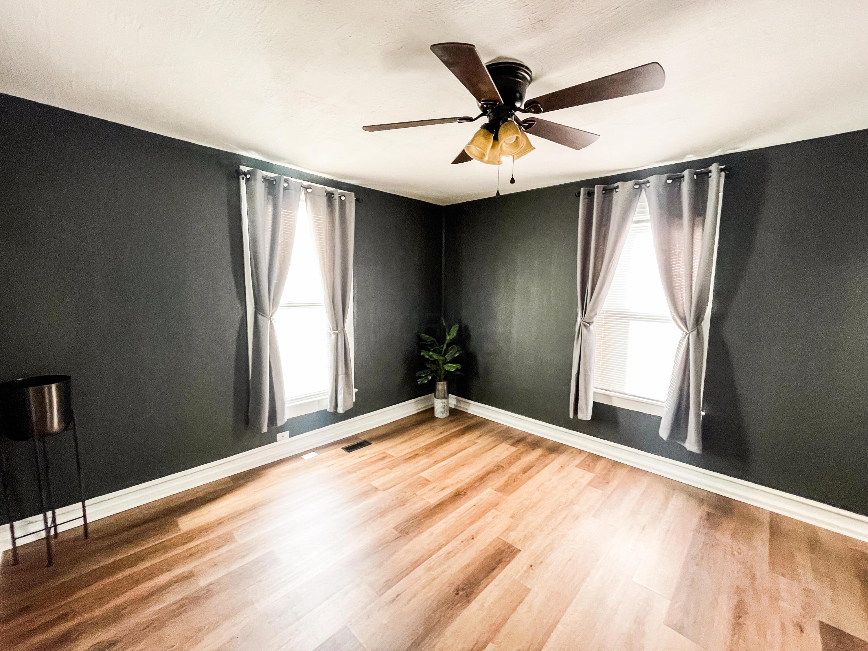 132 W Mill Street, Circleville, Ohio image 4
