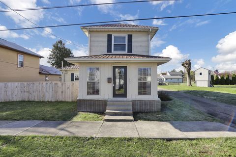 Photo of 337 Schuler Street, Newark, OH 43055 (MLS # 226008663)