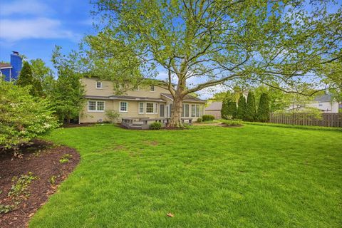 Tiny photo for 1955 Rosebery Drive, Upper Arlington, OH 43220 (MLS # 226014067)