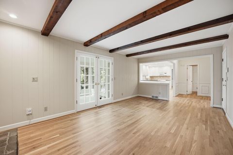Tiny photo for 1955 Rosebery Drive, Upper Arlington, OH 43220 (MLS # 226014067)