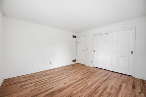 Tiny photo for 1955 Rosebery Drive, Upper Arlington, OH 43220 (MLS # 226014067)