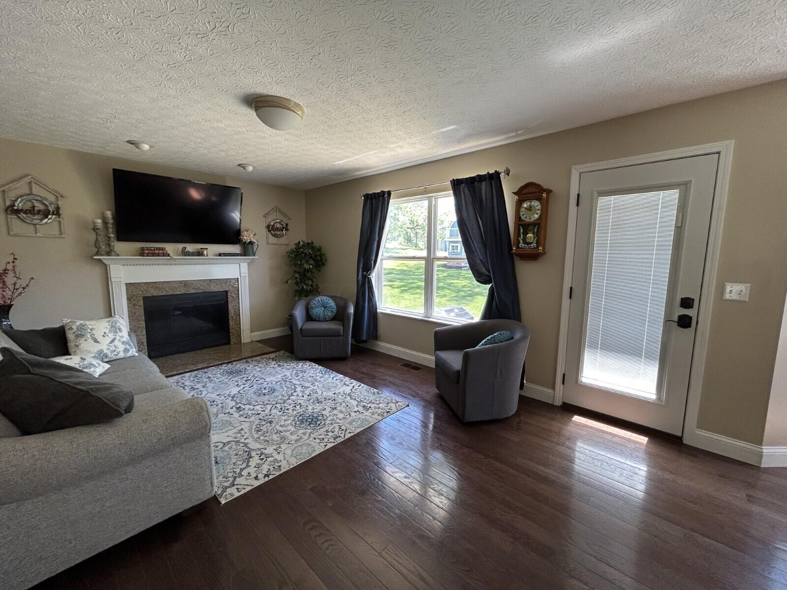 5321 Longshadow Drive, Westerville, Ohio image 7