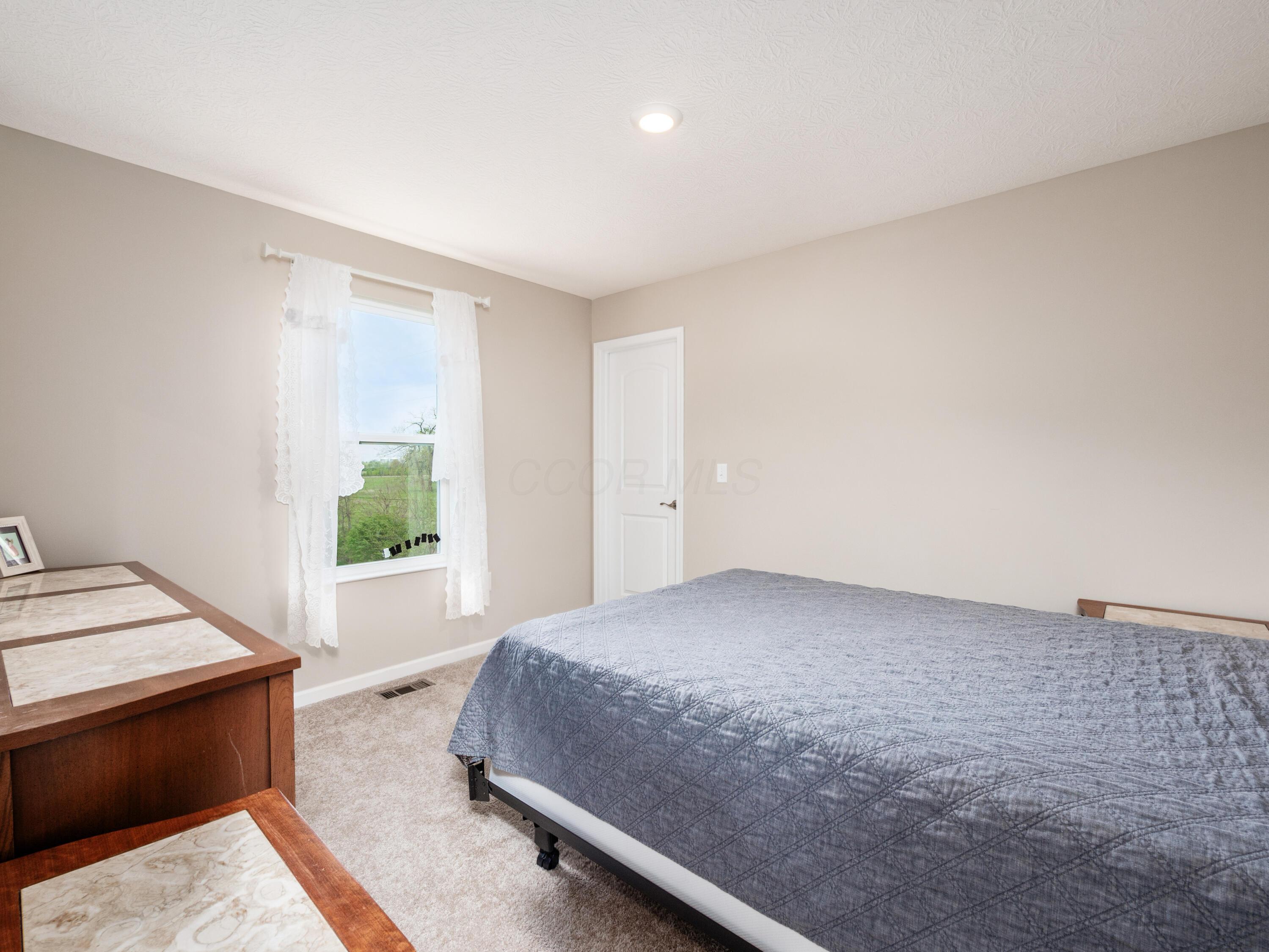 813 Lorenzo Drive, Marysville, Ohio image 23