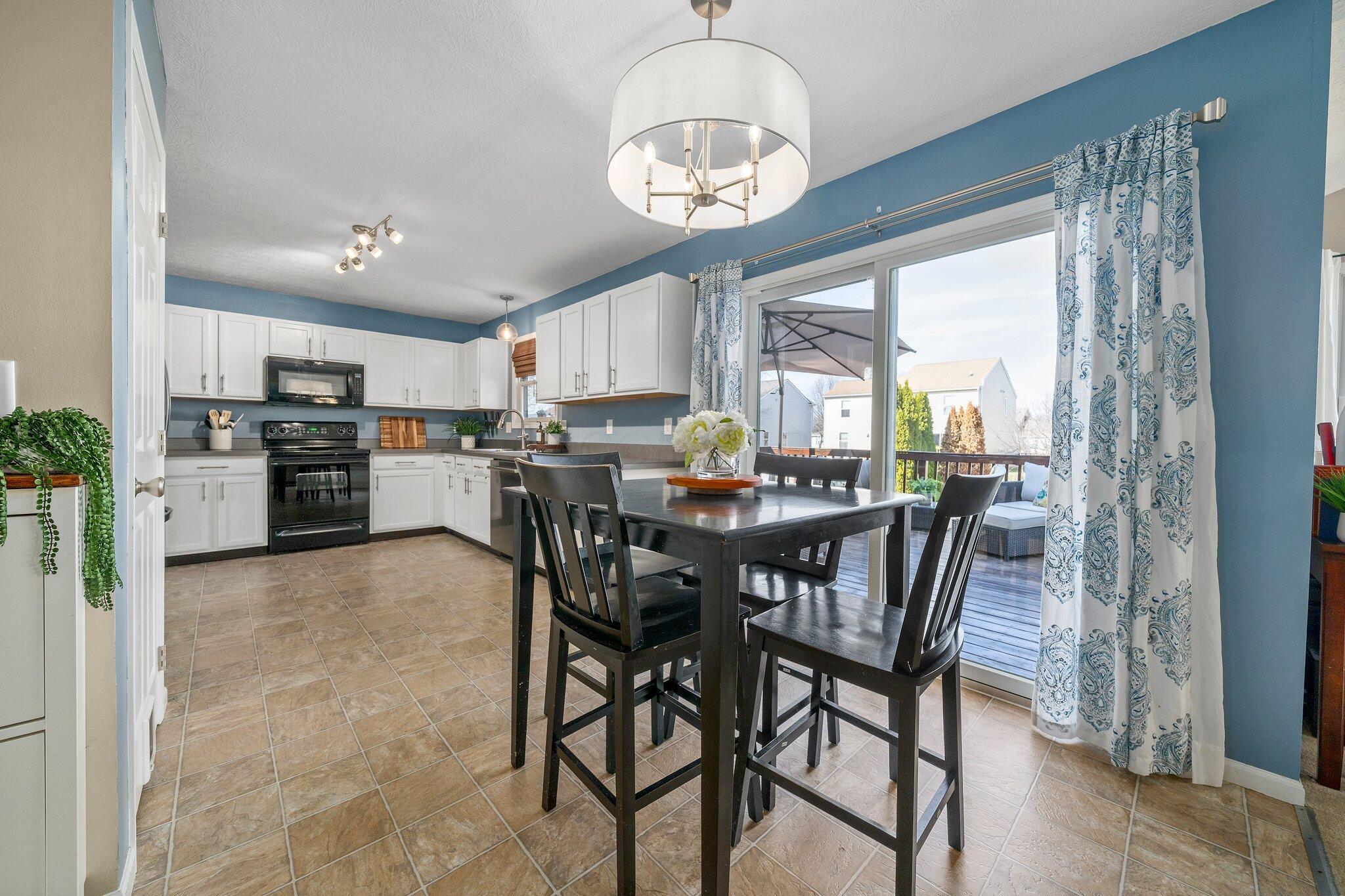 7864 Brianna Drive, Blacklick, Ohio image 10