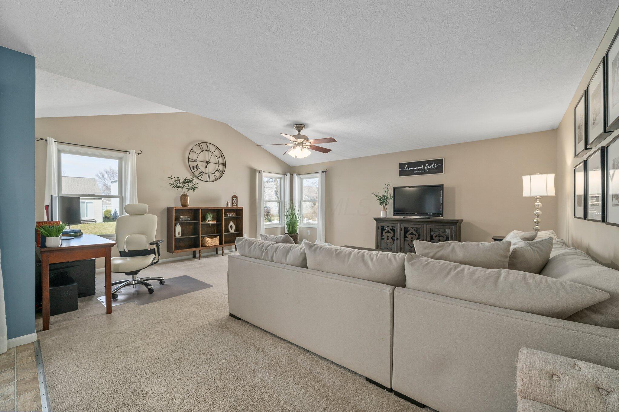 7864 Brianna Drive, Blacklick, Ohio image 22