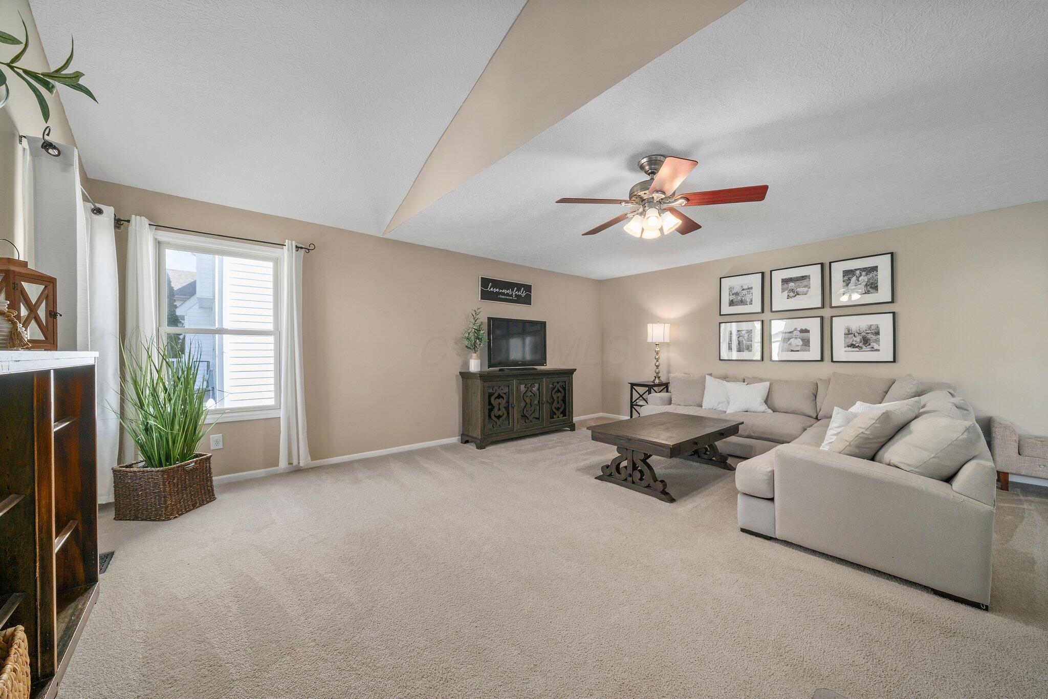 7864 Brianna Drive, Blacklick, Ohio image 24