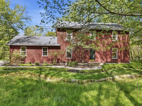 Photo of 33 Bending Oak Drive, Granville, OH 43023 (MLS # 226017606)