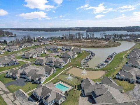 Condo For Sale - 502 Providence Lane<br/> Hebron, OH 43025
