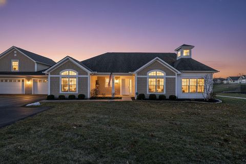 Photo of 502 Providence Lane, Hebron, OH 43025 (MLS # 225045551)